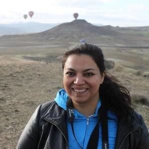 Meet your Posher, Ayesha